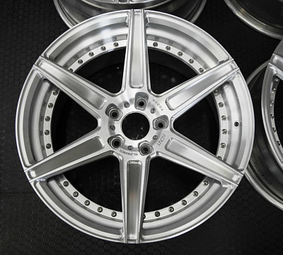 ADV.1 ADV6 M.V2 SL