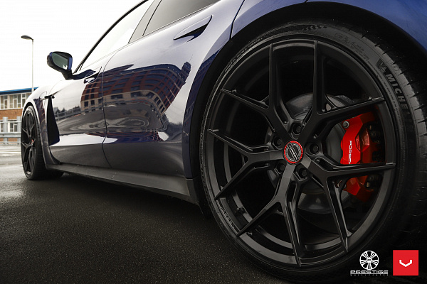 Фото дисков Vossen HF-5 Черный сатин на Porsche Taycan I