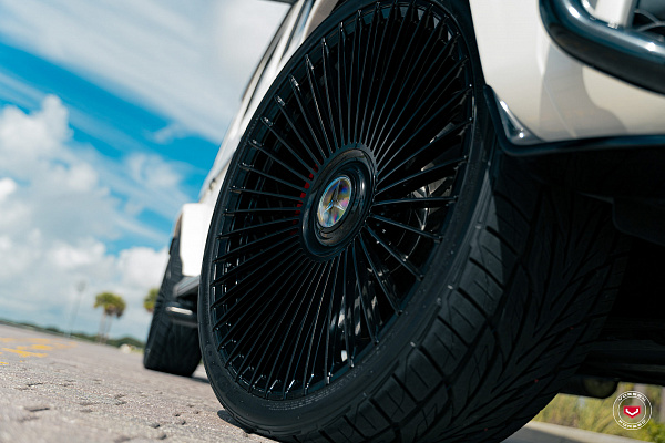 Фото дисков Vossen S17-16 Черный глянец на Mercedes-Benz G-Class III