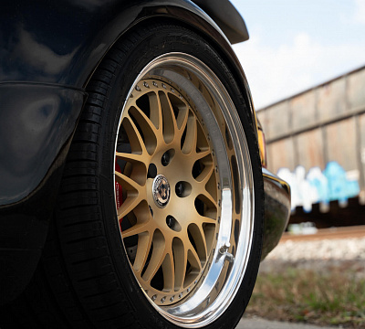 Фото дисков HRE 540 на Porsche 911 III