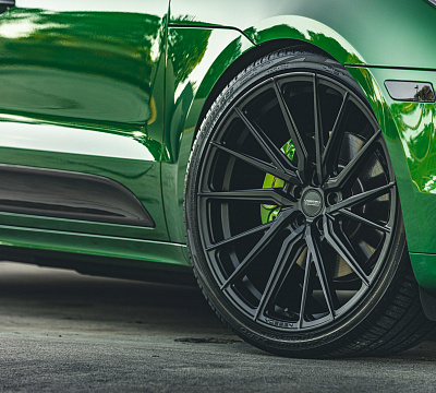 Фото дисков Vossen HF-4T на Porsche Macan I