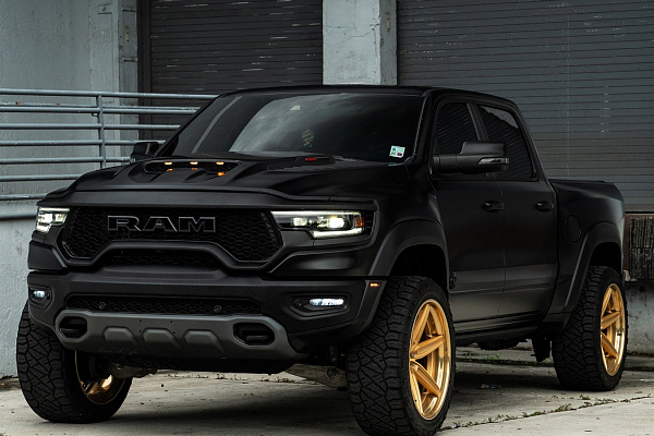 Фото дисков Anrky AN36-S Сатиновое золото на Ram 1500 V