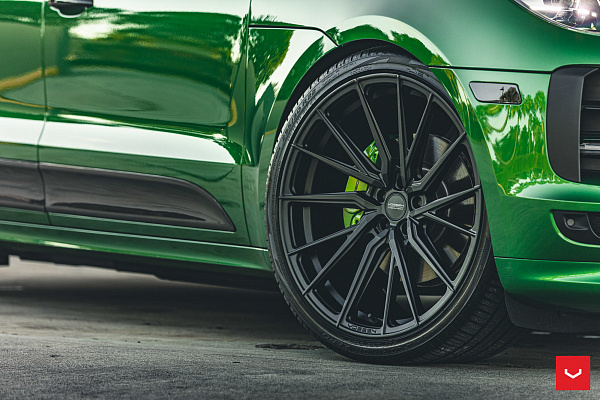 Фото дисков Vossen HF-4T Черный сатин на Porsche Macan I