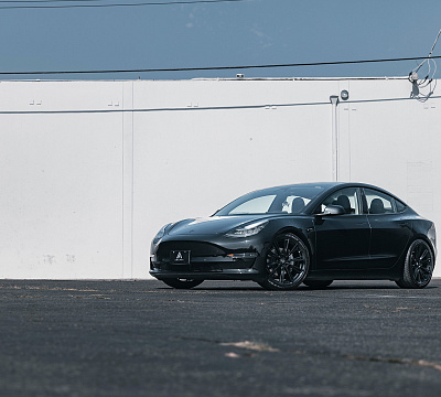 Фото дисков Asanti CORONA TRUCK на Tesla Model 3