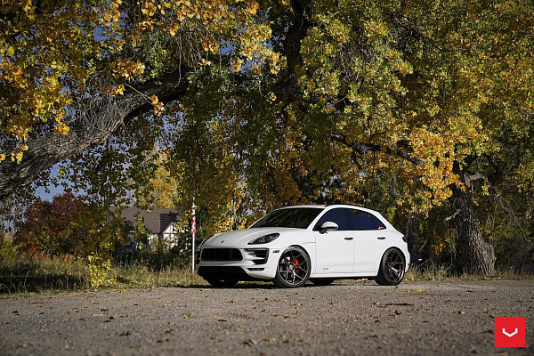Фото дисков Vossen HF-5 Сатиновая бронза на Porsche Macan I