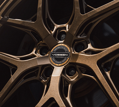 Фото дисков Vossen HFX-1 (5-Lug) на Dodge Challenger III