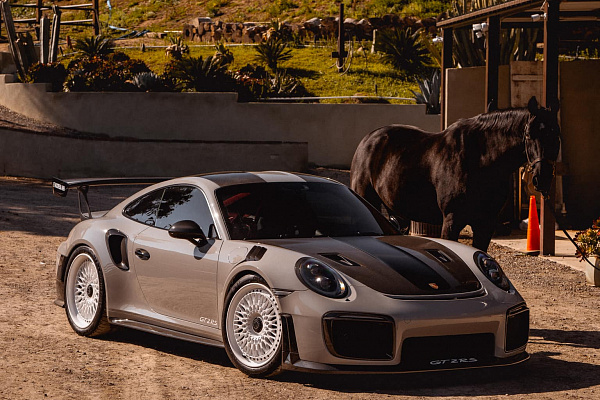 Фото дисков Brixton Forged TR20 Белый глянец на Porsche 911 VII