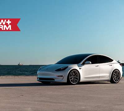 Фото дисков HRE FF21 на Tesla Model 3