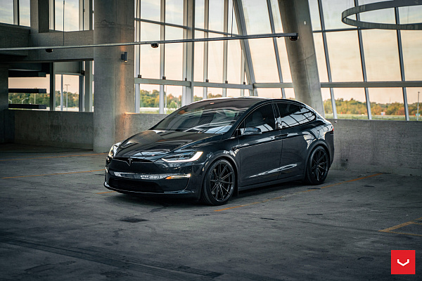 Фото дисков Vossen HFX-2 (5-Lug) Глянцевый графит на Tesla Model X