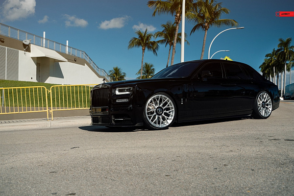Фото дисков Anrky RF-277 Глянцевый лак на Rolls-Royce Phantom