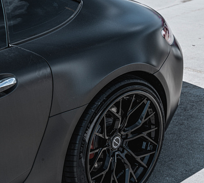 Фото дисков Brixton Forged PF10 на Mercedes-Benz AMG GT I