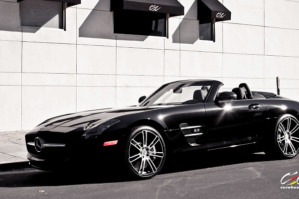 Фото дисков CEC C883 Сатиновый лак на Mercedes-Benz SLS AMG
