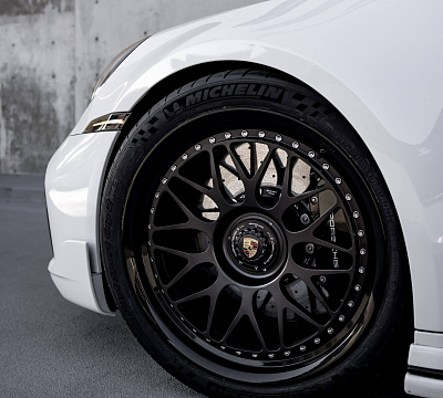 Фото дисков HRE 300 на Porsche 911 VIII