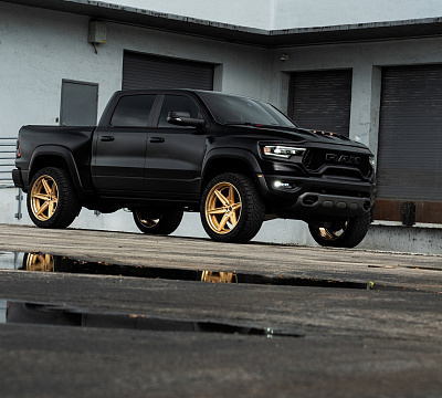 Фото дисков Anrky AN36-S на Ram 1500 V