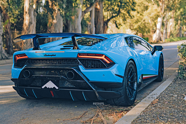Фото дисков Savini SV10 Другой цвет на Lamborghini Huracan