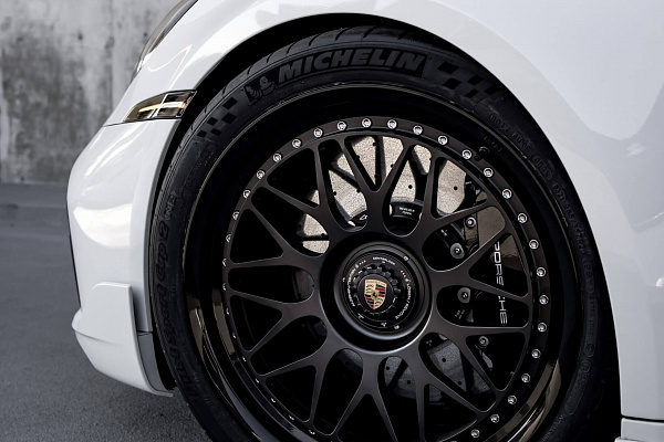 Фото дисков HRE 300 Черный сатин на Porsche 911 VIII