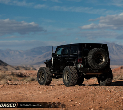 Фото дисков BC Forged LE72 // MLE72 на Jeep Wrangler III (JK)