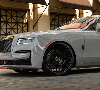 Фото дисков Vossen S17-16 на Rolls-Royce Ghost II