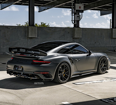 Фото дисков Strasse Wheels SM5RT Deep Concave Duoblock на Porsche 911 VII