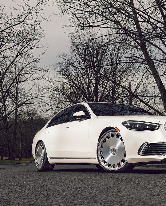 Фото дисков ARISTOCRAT Глянцевый лак на Mercedes-Benz S-Class (W223)