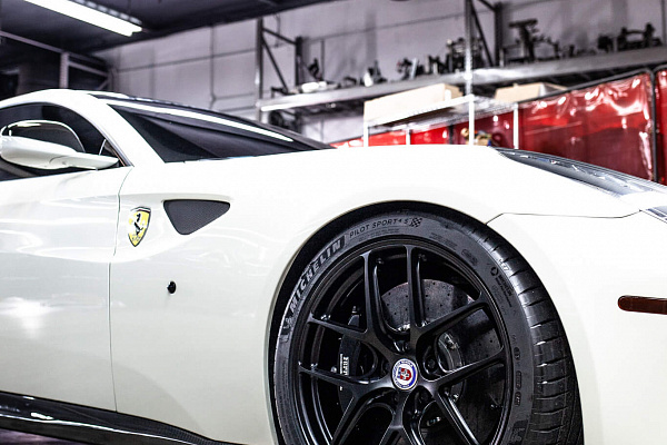 Ferrari FF