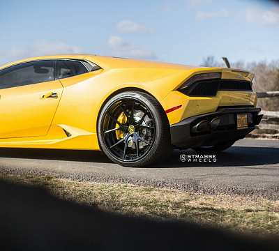 Фото дисков Strasse Wheels SM5R Deep Concave FS на Lamborghini Huracan