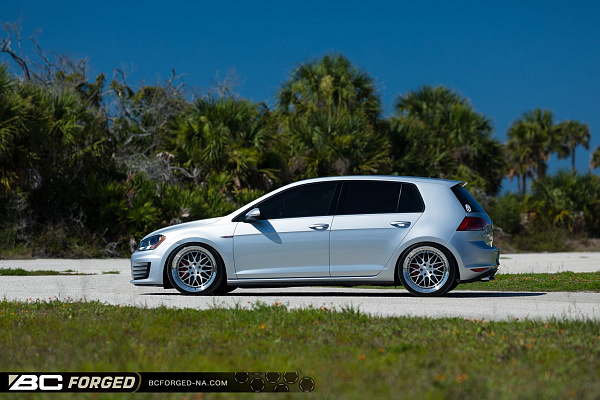 Фото дисков BC Forged LE81 // MLE81 Глянцевый лак на Volkswagen Golf VII