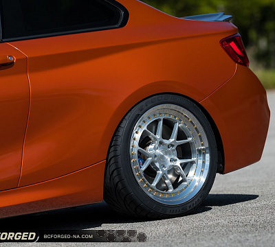 Фото дисков BC Forged LE52 // MLE52 на BMW 2/M2 (F22/F87)