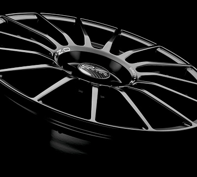 OZ Racing Superturismo LM