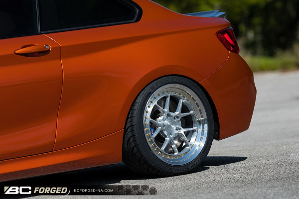 Фото дисков BC Forged LE52 // MLE52 Глянцевый лак на BMW 2/M2 (F22/F87)