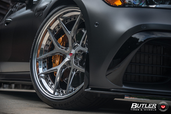 Фото дисков Vossen S21-01 (3-Piece) Глянцевый лак на Mercedes-Benz AMG GT I