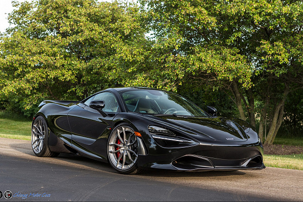 Фото дисков Anrky AN21 Глянцевый тонированный лак на McLaren 720S
