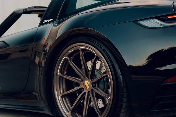 Фото дисков Brixton Forged R11-RS Сатиновая темная бронза на Porsche 911 VIII