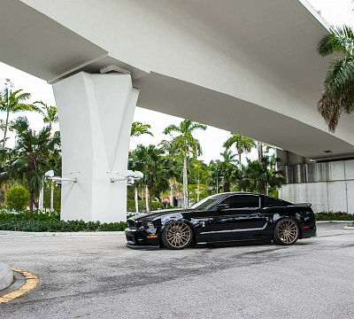 Фото дисков Vossen VFS-2 на Ford Mustang V