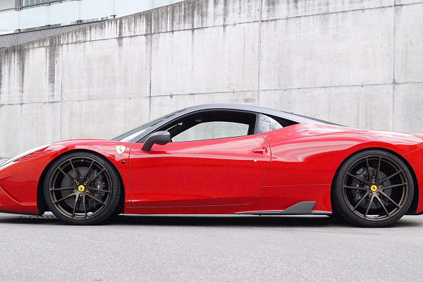 Фото дисков HRE P104 Сатиновая бронза на Ferrari 458