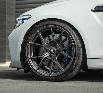 Фото дисков Bola FLY на BMW 2/M2 (F22/F87)