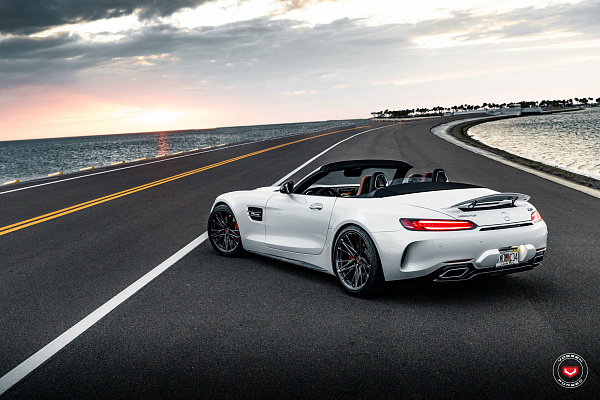Фото дисков Vossen M-X6 Глянцевый графит на Mercedes-Benz AMG GT I
