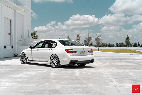 Фото дисков Vossen HF-2 Серебро на BMW 7 (G11/G12)