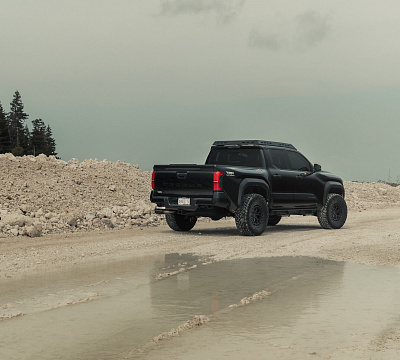 Фото дисков Vossen HFX-1 (6-Lug) на  Toyota Tacoma IV