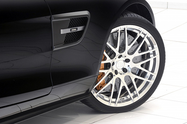 Фото дисков BRABUS Monoblock F (Platinum Edition) Полированный лак на Mercedes-Benz AMG GT I