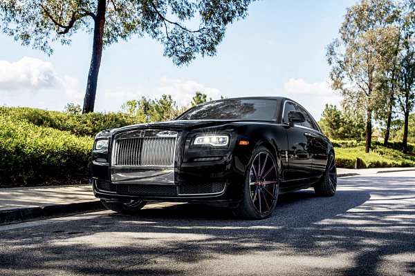 Фото дисков Savini SV41 Другой цвет на Rolls-Royce Ghost I