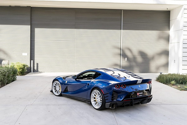 Фото дисков Anrky AN30 Глянцевый лак на Ferrari 812
