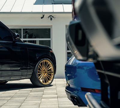Фото дисков Vossen S17-04 на Land Rover Range Rover IV