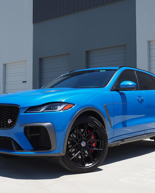 Фото дисков FF10 Черный сатин на Jaguar F-Pace