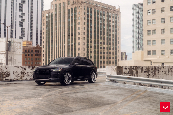 Фото дисков Vossen HFX-2 (5-Lug) Серебро на Audi Q7 (4M)