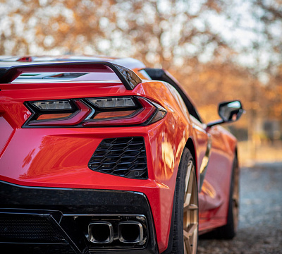 Фото дисков MRR F10 на Chevrolet Corvette C8