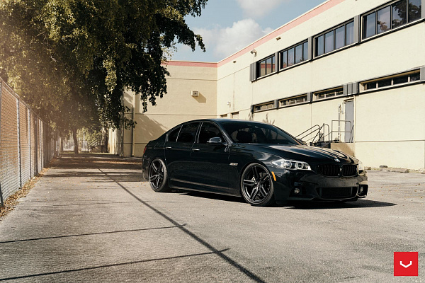 Фото дисков Vossen HF-1 Черный сатин на BMW 5/M5 (F10)