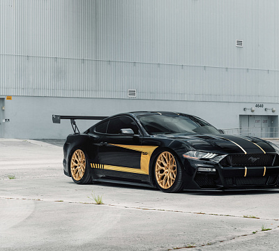 Фото дисков Vossen HF-2 на Ford Mustang VI