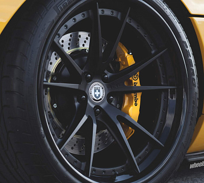 Фото дисков HRE S101 на Ford GT I
