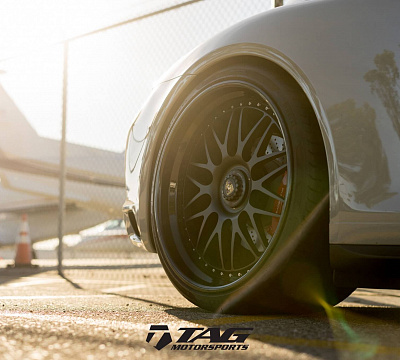 Фото дисков HRE 540C на Porsche 911 VII